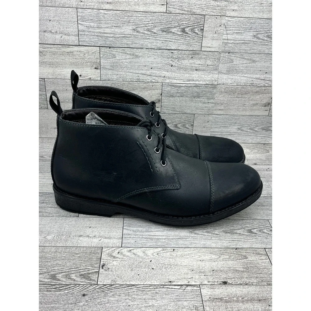 Clarks Men Black Leather Cap Toe Chukka Boots Size 9.5 M